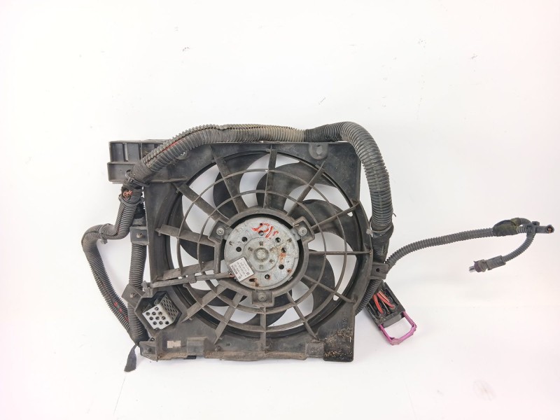 Recambio de electroventilador para opel astra h (a04) 1.9 cdti (l48) referencia OEM IAM 13158655  