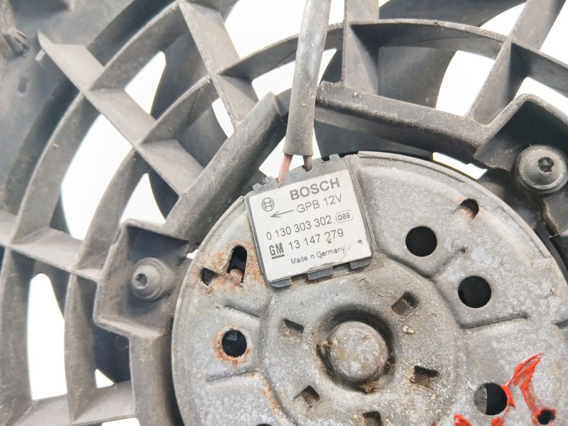 Recambio de electroventilador para opel astra h (a04) 1.9 cdti (l48) referencia OEM IAM 13158655  