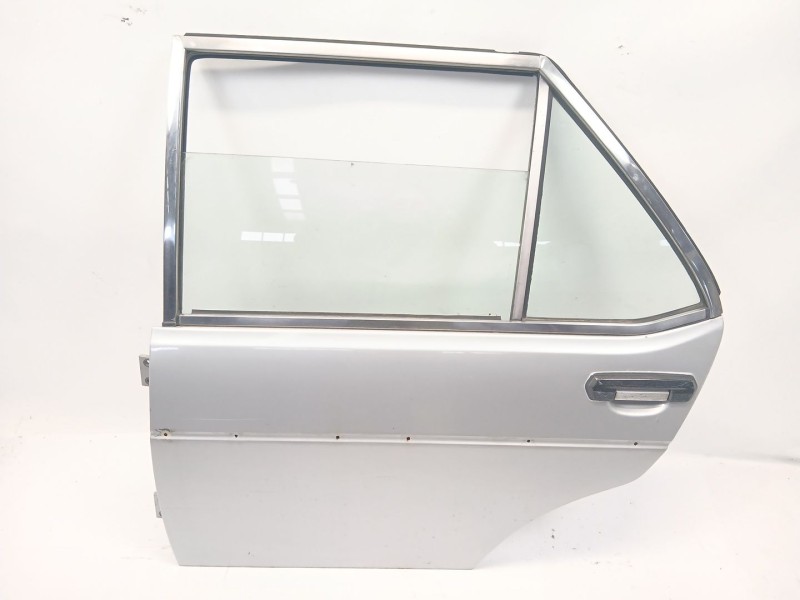 Recambio de puerta trasera izquierda para seat 131 (131a) 2.4 diesel referencia OEM IAM   