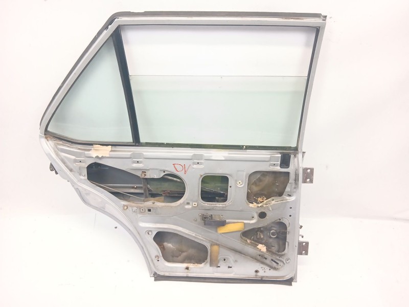 Recambio de puerta trasera izquierda para seat 131 (131a) 2.4 diesel referencia OEM IAM   