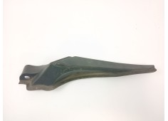 Recambio de moldura para renault megane ii (bm0/1_, cm0/1_) 1.9 dci referencia OEM IAM 668620007R   2