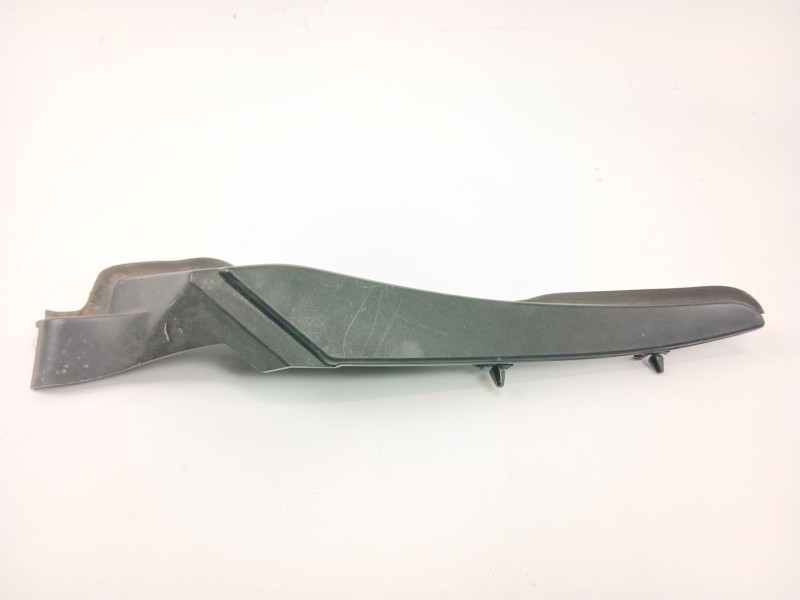 Recambio de moldura para renault megane ii (bm0/1_, cm0/1_) 1.9 dci referencia OEM IAM 668620006R  