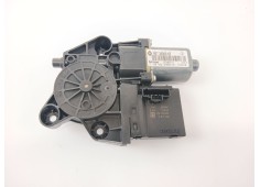 Recambio de motor elevalunas delantero derecho para renault megane ii (bm0/1_, cm0/1_) 1.9 dci referencia OEM IAM 807300004R   2