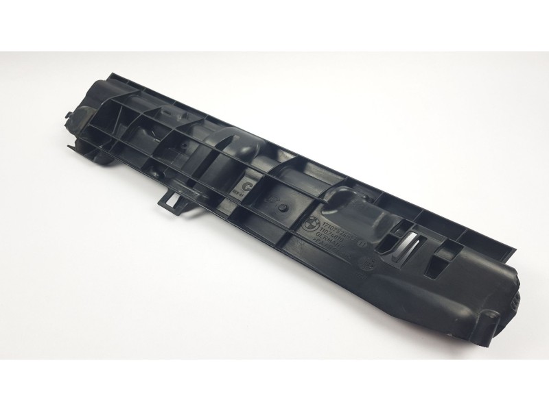 Recambio de moldura para bmw serie 1 berlina (e81/e87) 120d referencia OEM IAM 17107524912 1710752491211 