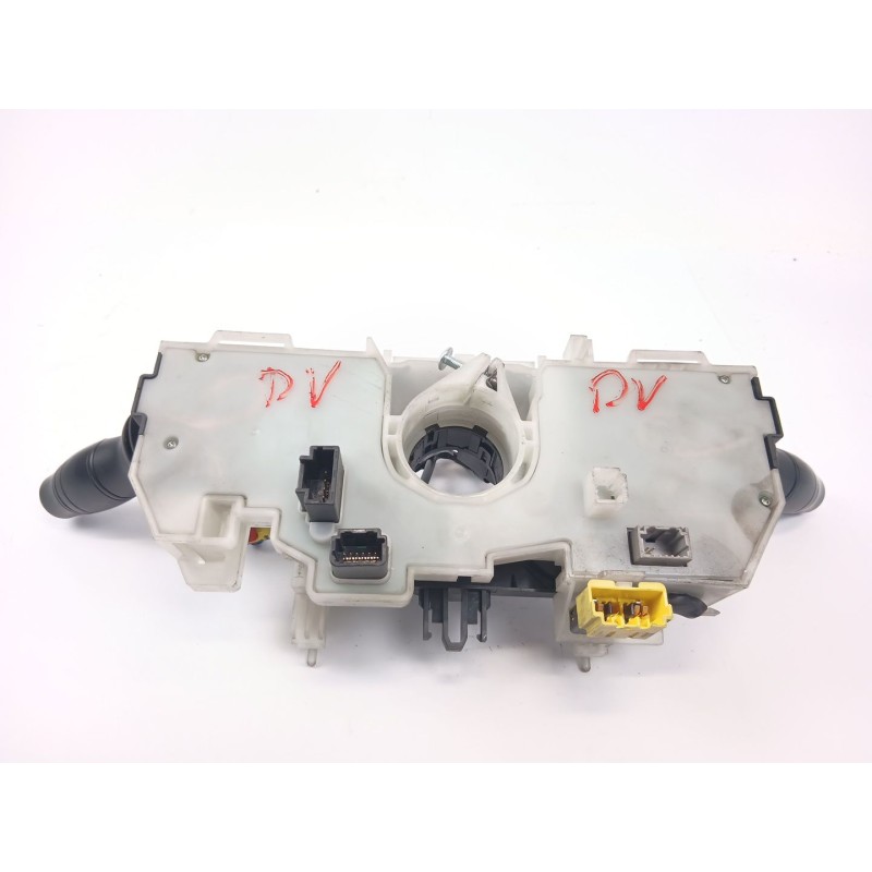 Recambio de mando volante para renault megane ii (bm0/1_, cm0/1_) 1.9 dci referencia OEM IAM 255670019R  