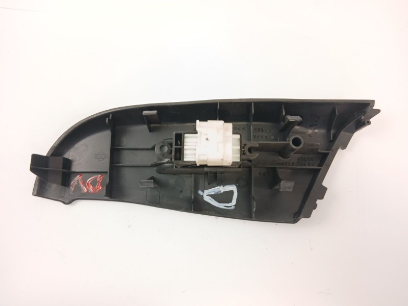 Recambio de mando elevalunas delantero derecho para nissan almera ii (n16) 2.2 dci referencia OEM IAM 80960  