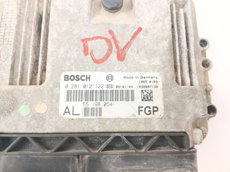 Recambio de centralita motor uce para opel astra h (a04) 1.9 cdti (l48) referencia OEM IAM 0281012122  
