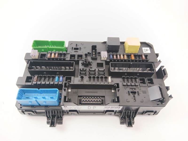 Recambio de caja reles / fusibles para opel astra h (a04) 1.9 cdti (l48) referencia OEM IAM 13181278  
