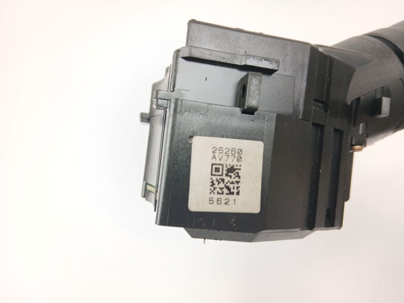 Recambio de mando limpia para nissan almera ii (n16) 2.2 dci referencia OEM IAM 25260AV770  