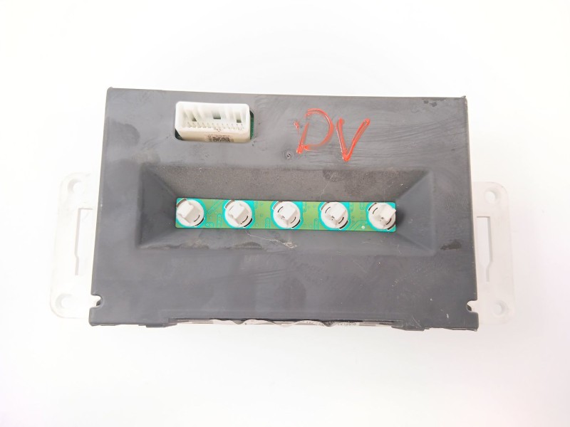 Recambio de pantalla multifuncion para nissan almera ii (n16) 2.2 dci referencia OEM IAM 21677652  