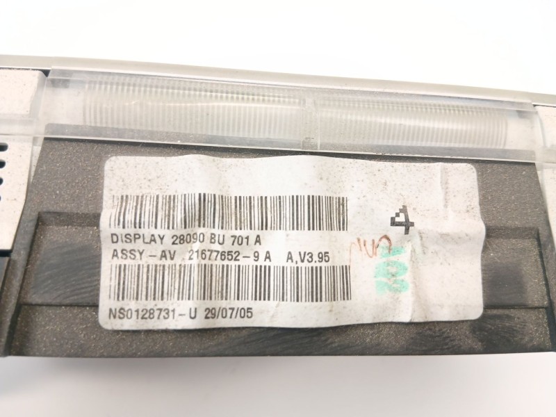 Recambio de pantalla multifuncion para nissan almera ii (n16) 2.2 dci referencia OEM IAM 21677652  