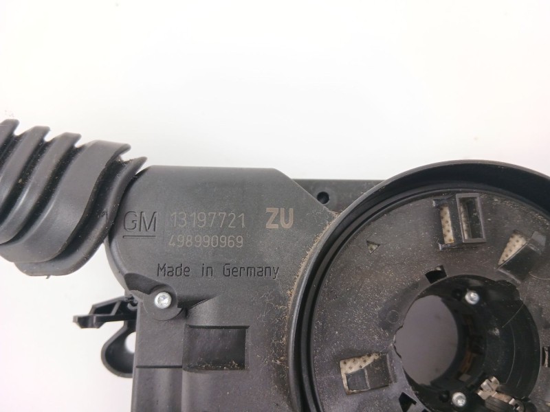 Recambio de mando volante para opel astra h (a04) 1.9 cdti (l48) referencia OEM IAM 13197721  