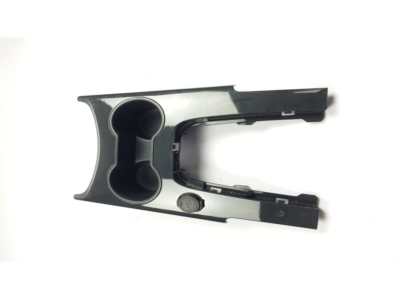 Recambio de consola central para peugeot 205 berlina 1.7 dt referencia OEM IAM 9685358777 7591 P9 