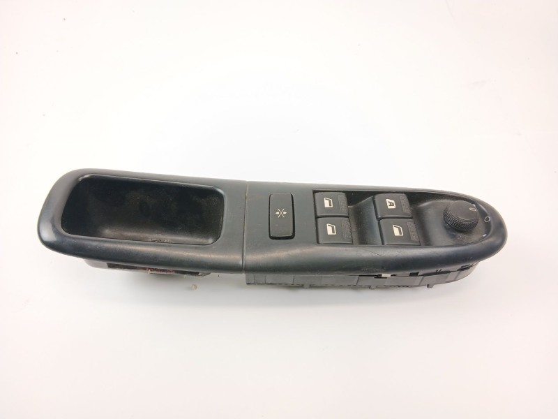 Recambio de mando elevalunas delantero izquierdo para peugeot 406 (8b) 2.0 hdi 110 referencia OEM IAM   