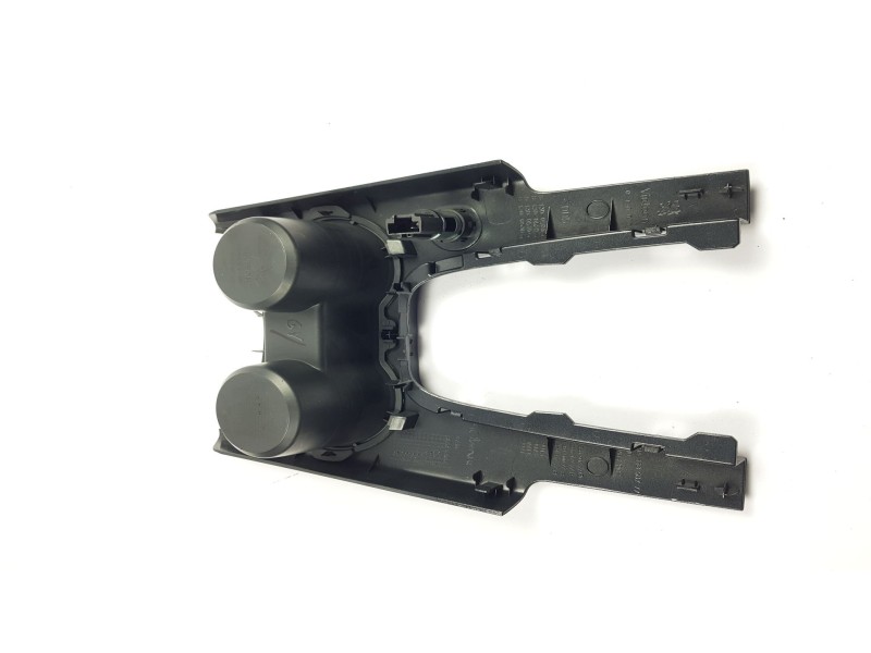 Recambio de consola central para peugeot 205 berlina 1.7 dt referencia OEM IAM 9685358777 7591 P9 