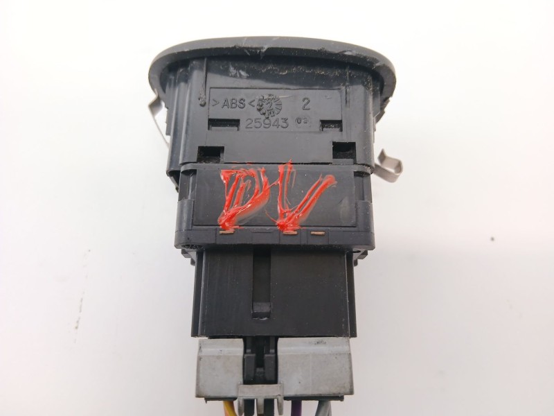 Recambio de mando elevalunas trasero izquierdo para peugeot 406 (8b) 2.0 hdi 110 referencia OEM IAM 25943  