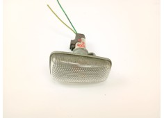 Recambio de piloto lateral izquierdo para peugeot 406 (8b) 2.0 hdi 110 referencia OEM IAM    2