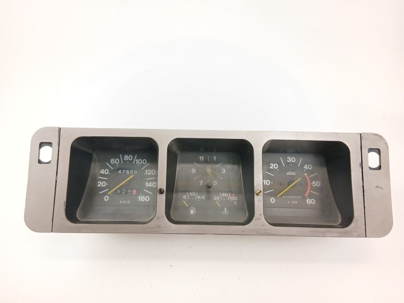 Recambio de cuadro instrumentos para seat 131 (131a) 2.4 diesel referencia OEM IAM   