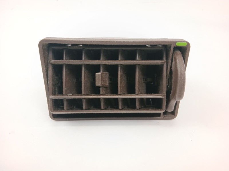 Recambio de rejilla aireadora para seat 131 (131a) 2.4 diesel referencia OEM IAM   