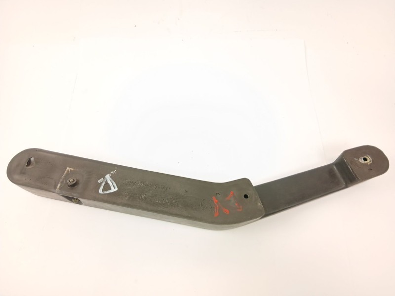 Recambio de asa puerta derecha para seat 131 (131a) 2.4 diesel referencia OEM IAM   