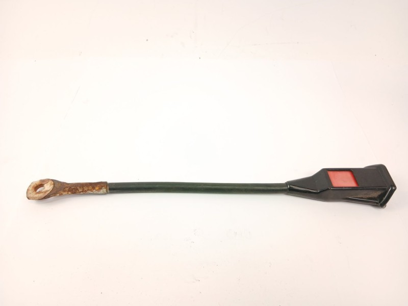 Recambio de enganche cinturon seguridad delantero derecho para seat 131 (131a) 2.4 diesel referencia OEM IAM   