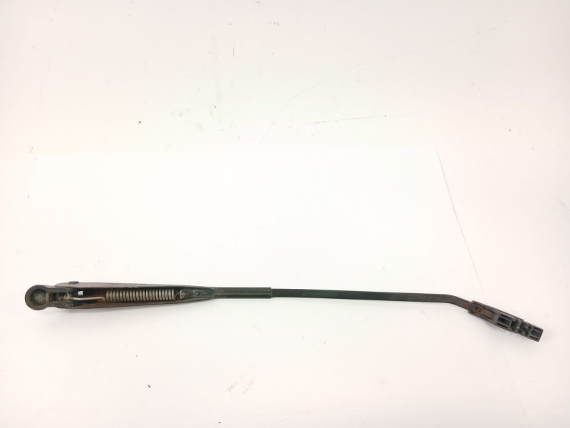 Recambio de brazo limpia delantero derecho para seat 131 (131a) 2.4 diesel referencia OEM IAM   
