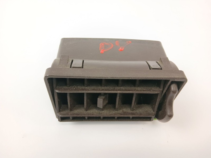 Recambio de rejilla aireadora para seat 131 (131a) 2.4 diesel referencia OEM IAM   