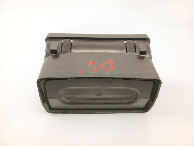 Recambio de rejilla aireadora para seat 131 (131a) 2.4 diesel referencia OEM IAM   
