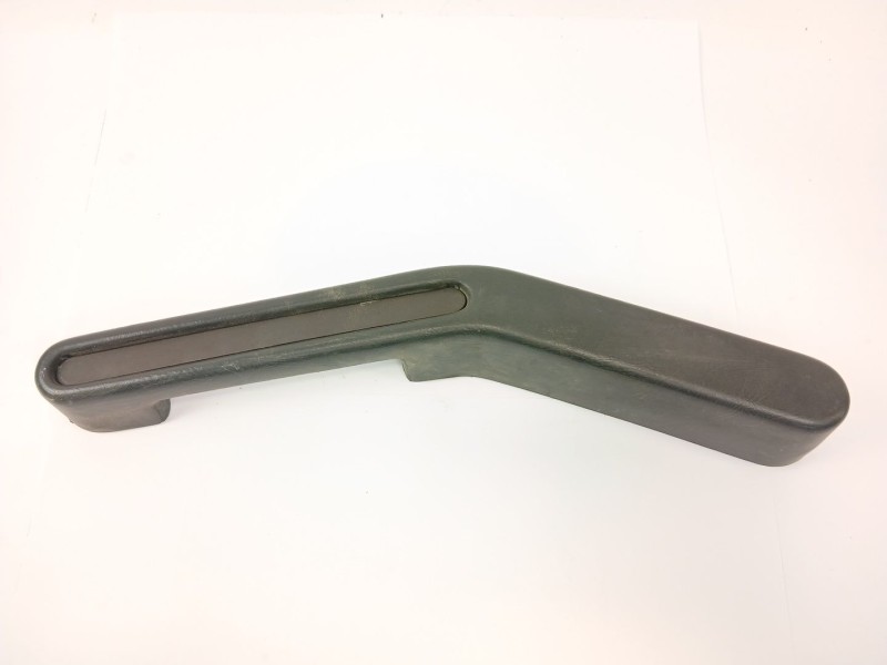 Recambio de asa puerta izquierda para seat 131 (131a) 2.4 diesel referencia OEM IAM   