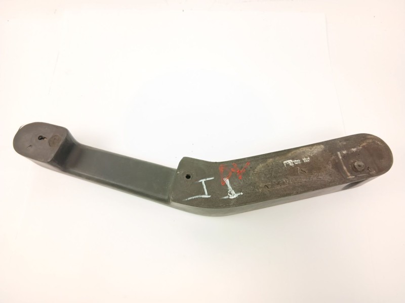 Recambio de asa puerta izquierda para seat 131 (131a) 2.4 diesel referencia OEM IAM   