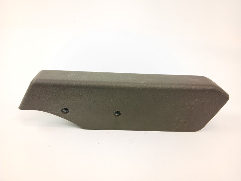 Recambio de moldura para seat 131 (131a) 2.4 diesel referencia OEM IAM   