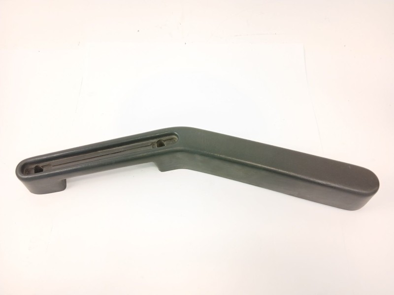 Recambio de asa puerta izquierda para seat 131 (131a) 2.4 diesel referencia OEM IAM   