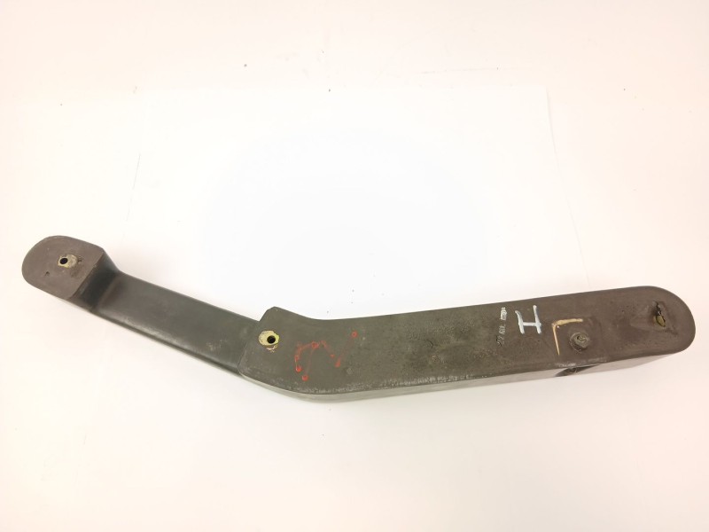 Recambio de asa puerta izquierda para seat 131 (131a) 2.4 diesel referencia OEM IAM   
