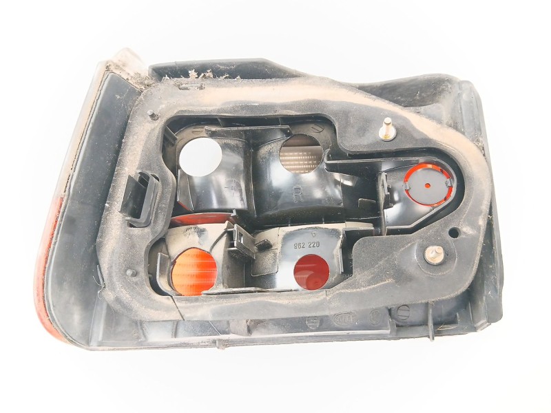 Recambio de piloto trasero derecho para seat ibiza ii (6k1) 1.9 tdi referencia OEM IAM 962220  