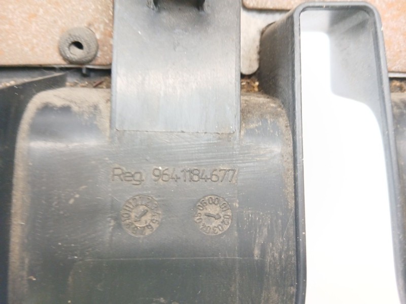 Recambio de moldura para peugeot 406 (8b) 2.0 hdi 110 referencia OEM IAM 9641184677  