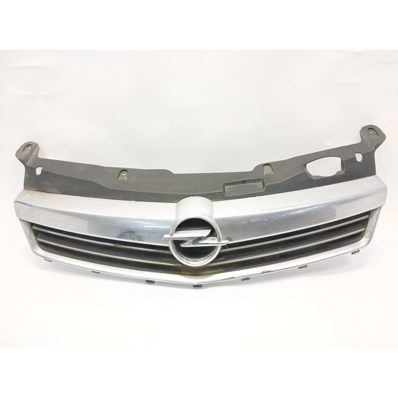 Recambio de rejilla delantera para opel astra h station wagon (a04) 1.9 cdti (l35) referencia OEM IAM 13225780  