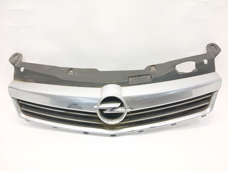 Recambio de rejilla delantera para opel astra h station wagon (a04) 1.9 cdti (l35) referencia OEM IAM 13225780  