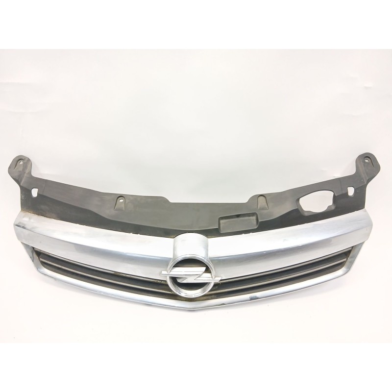 Recambio de rejilla delantera para opel astra h station wagon (a04) 1.9 cdti (l35) referencia OEM IAM 13225780  