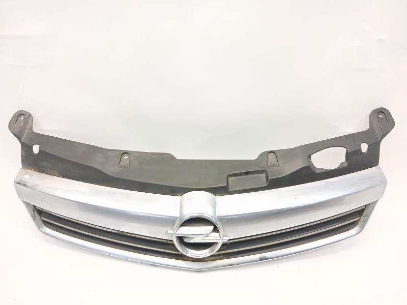 Recambio de rejilla delantera para opel astra h station wagon (a04) 1.9 cdti (l35) referencia OEM IAM 13225780  
