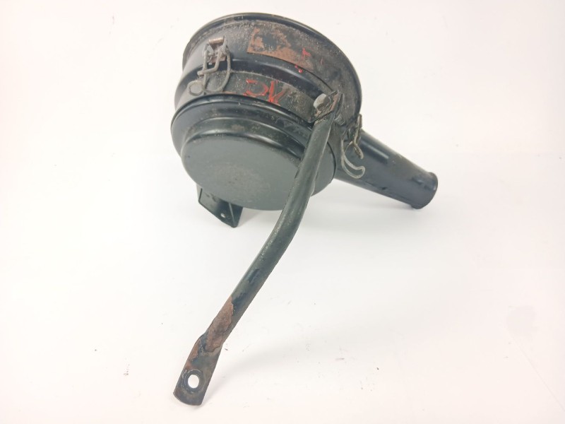 Recambio de filtro aire para seat 131 (131a) 2.4 diesel referencia OEM IAM   