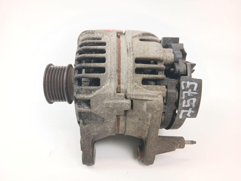 Recambio de alternador para seat ibiza ii (6k1) 1.4 i referencia OEM IAM 037903025  