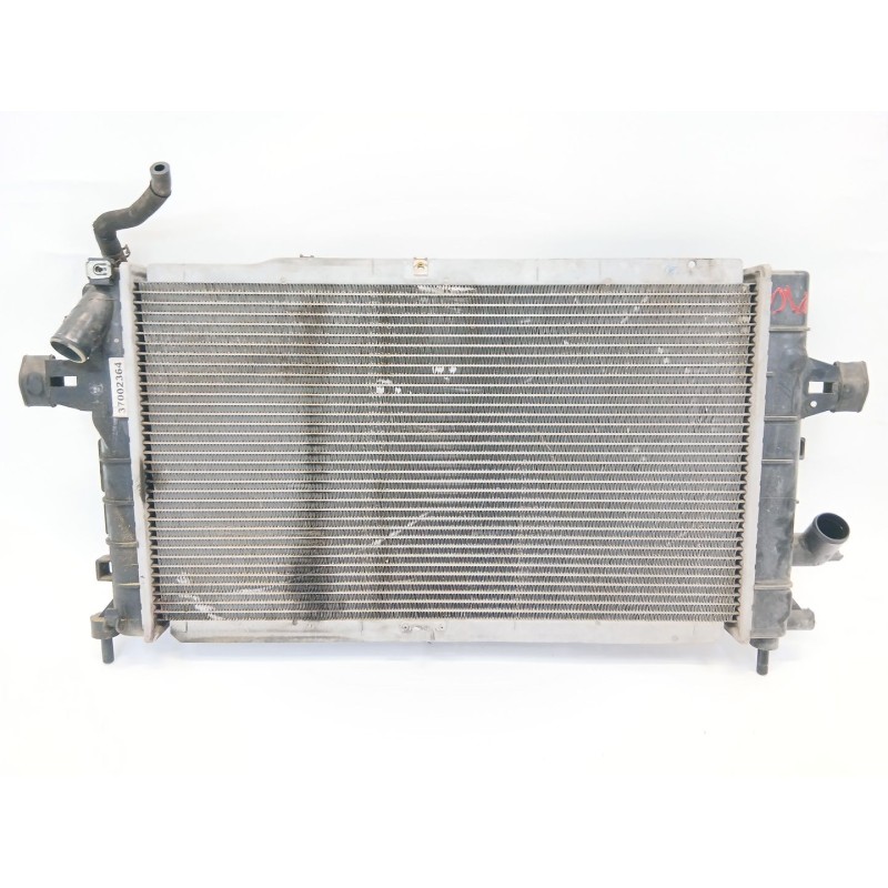 Recambio de radiador agua para opel astra h station wagon (a04) 1.9 cdti (l35) referencia OEM IAM 37002364  