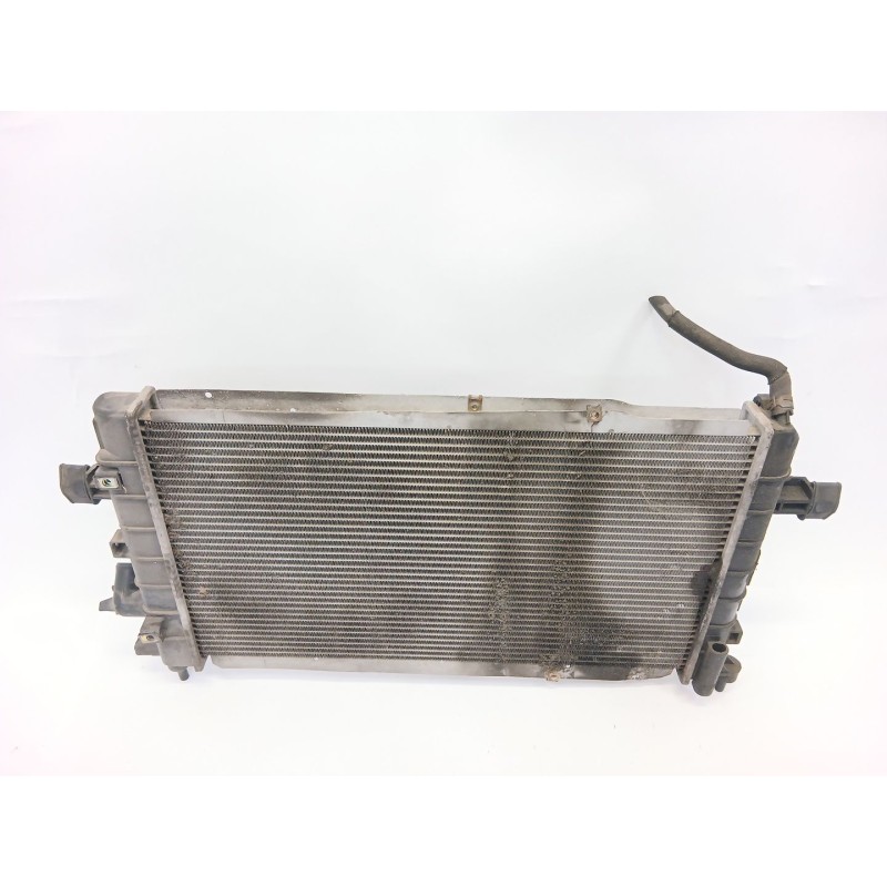 Recambio de radiador agua para opel astra h station wagon (a04) 1.9 cdti (l35) referencia OEM IAM 37002364  
