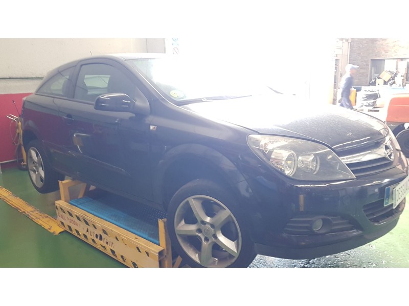 opel astra h gtc (a04) del año 2006