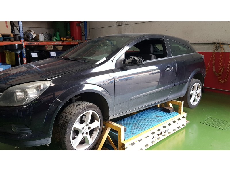 opel astra h gtc (a04) del año 2006