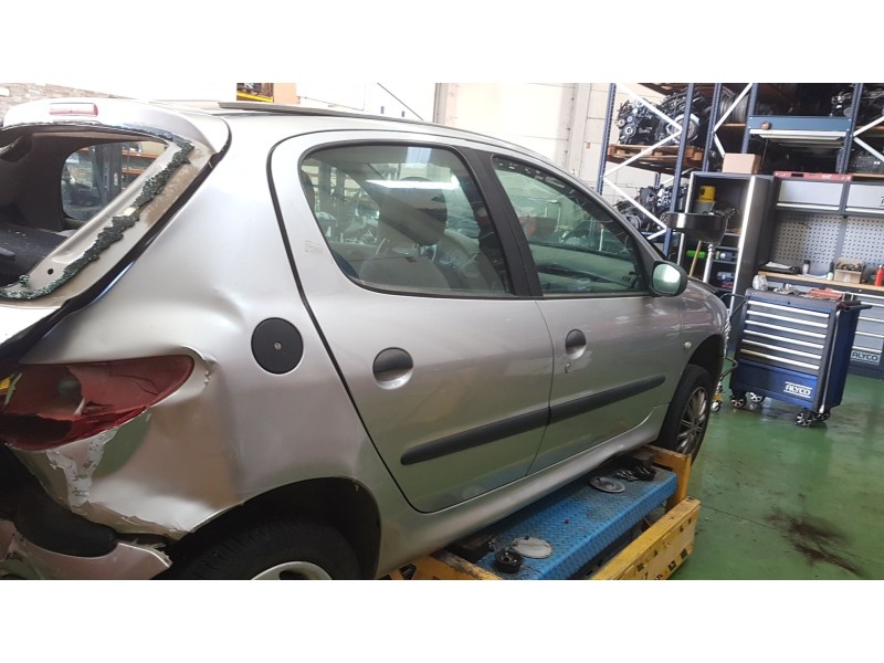 peugeot 206 hatchback (2a/c) del año 2001