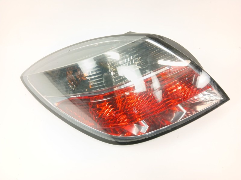 Recambio de piloto trasero izquierdo para opel astra h gtc (a04) 1.9 cdti (l08) referencia OEM IAM 24451832  