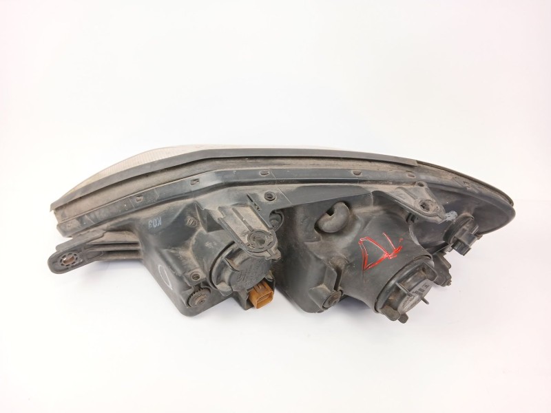 Recambio de faro derecho para hyundai coupe ii (gk) 1.6 16v referencia OEM IAM 921022CXXX  