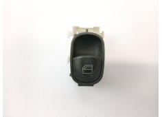 Recambio de mando elevalunas trasero izquierdo para mercedes-benz clase c (w203) c 220 cdi (203.006) referencia OEM IAM 20382002