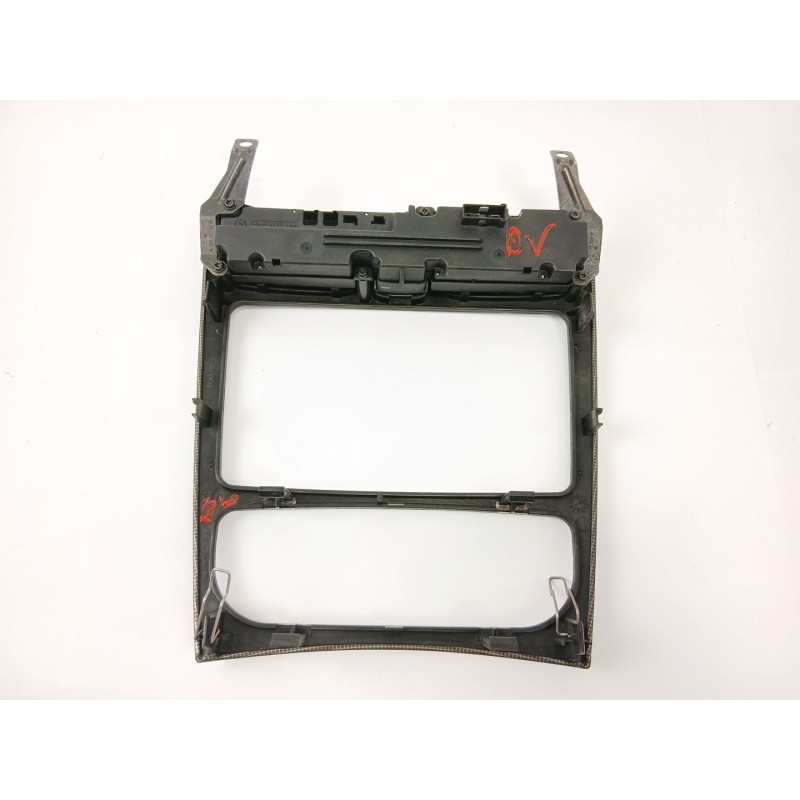 Recambio de consola central para mercedes-benz clase c (w203) c 220 cdi (203.006) referencia OEM IAM A2036807439  